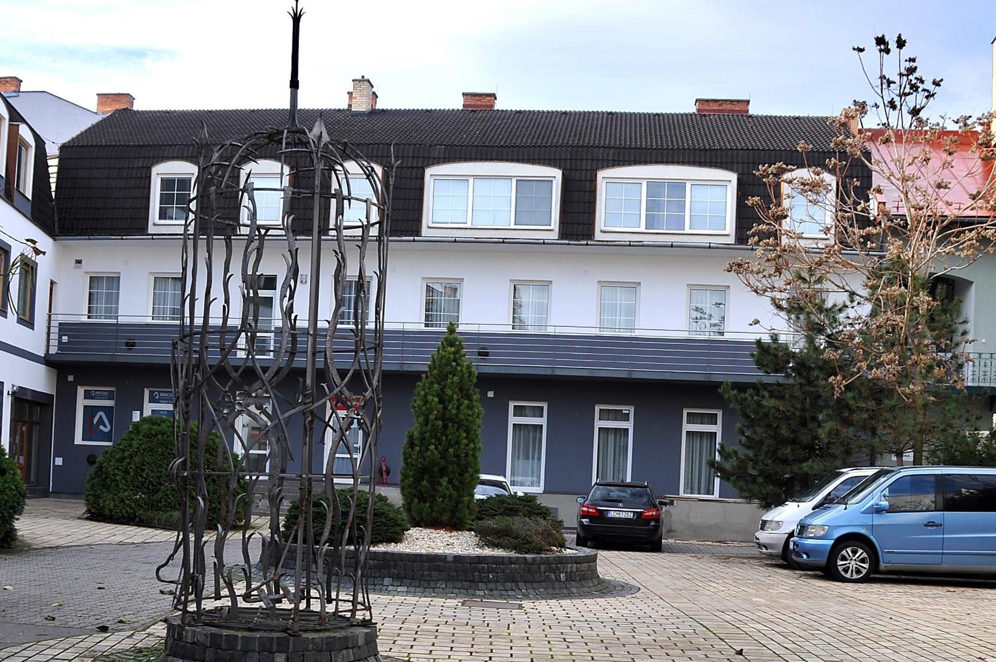 Apartmany Mojzitov Dvor Łuczeniec Zewnętrze zdjęcie