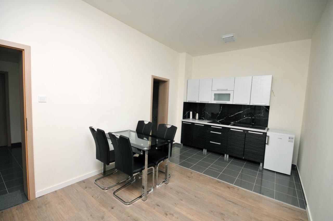 Apartmany Mojzitov Dvor Łuczeniec Zewnętrze zdjęcie